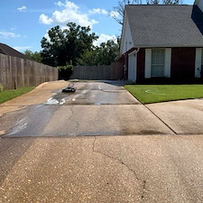 Revive-Driveways-and-Walkways-with-Detailed-Concrete-Cleaning-in-Pensacola-FL 1